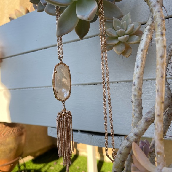 Kendra Scott
Rose Gold Rayne Long Pendant Mother Of Pearl Necklace - Picture 5 of 8